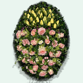 Венок из искусственных цветов